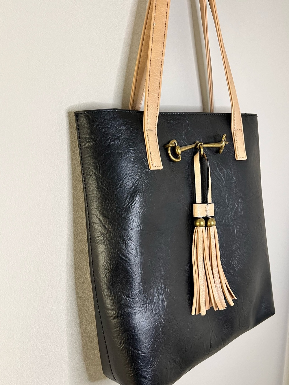 Liz Soto Jane Black Tote Bag 2 in 1 Horsebit NWOT - Picture 6 of 12